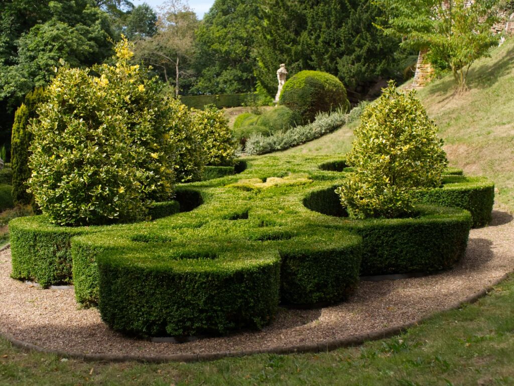 Pourquoi les jardins d'Eyrignac sont — jardins entretenus Eyrignac Dordogne