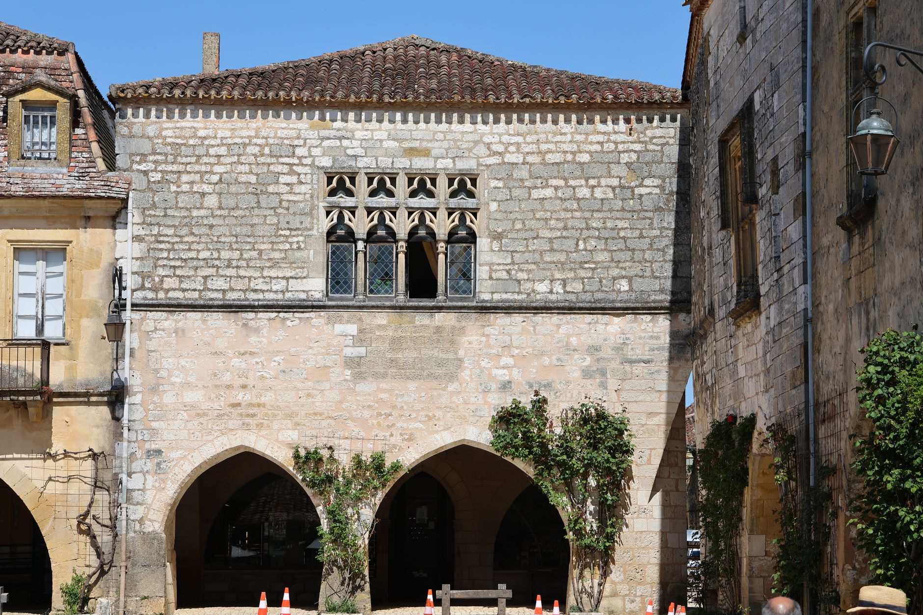 Visiter Sarlat en 3 jours : immersion dans la vieille ville et l’art de flâner — rue médiévale de Sarlat